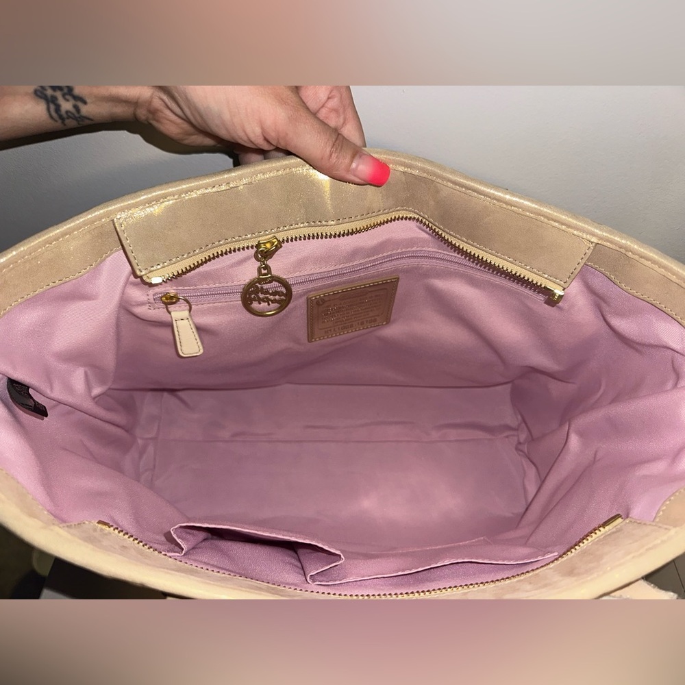 Coach Poppy Gold Straw Tote! NWT! - Picture 7 of 12